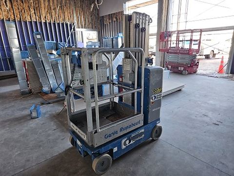 2019 GENIE GR-20 Vertical Lift 18-20' Elec Self Propelled