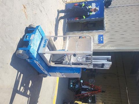 2019 GENIE GR-20 Vertical Lift 18-20' Elec Self Propelled