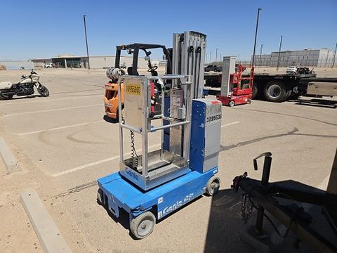 2019 GENIE GR-20 Vertical Lift 18-20' Elec Self Propelled