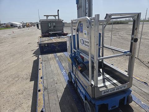 2019 GENIE GR-20 Vertical Lift 18-20' Elec Self Propelled