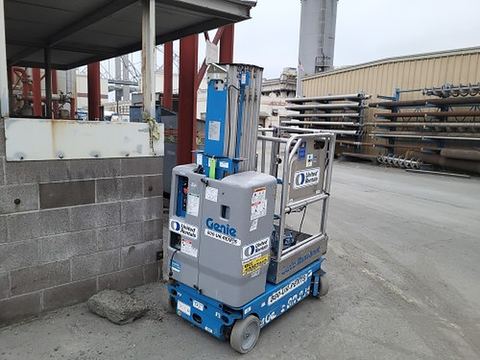 2019 GENIE GR-20 Vertical Lift 18-20' Elec Self Propelled