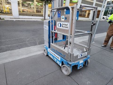 2019 GENIE GR-20 Vertical Lift 18-20' Elec Self Propelled