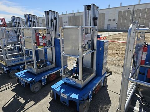 2019 GENIE GR-20 Vertical Lift 18-20' Elec Self Propelled