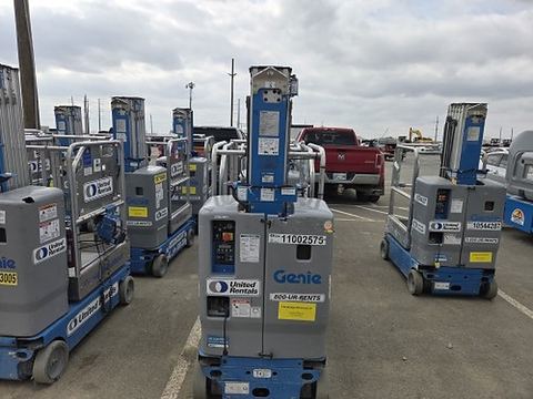 2019 GENIE GR-20 Vertical Lift 18-20' Elec Self Propelled