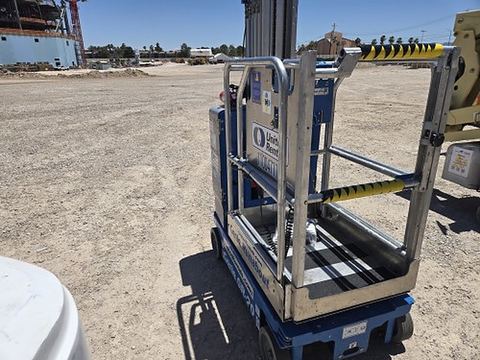 2019 GENIE GR-20 Vertical Lift 18-20' Elec Self Propelled