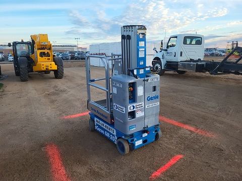 2019 GENIE GR-20 Vertical Lift 18-20' Elec Self Propelled