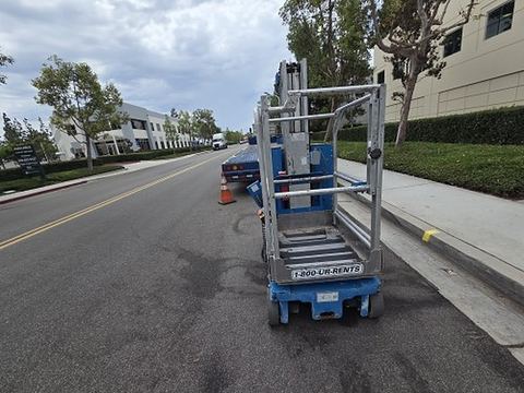 2019 GENIE GR-20 Vertical Lift 18-20' Elec Self Propelled