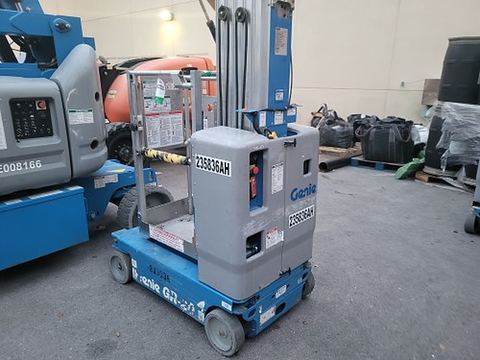 2019 GENIE GR-20 Vertical Lift 18-20' Elec Self Propelled