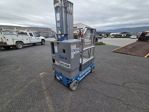 2019 GENIE GR-20 Vertical Lift 18-20' Elec Self Propelled