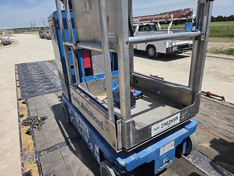 2019 GENIE GR-20 Vertical Lift 18-20' Elec Self Propelled
