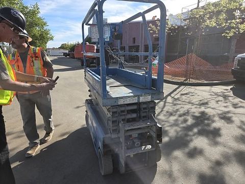 2019 GENIE GS-1930 Scissor Lift 19' Electric