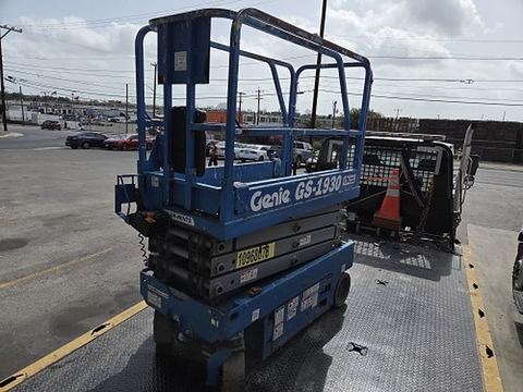 2019 GENIE GS-1930 Scissor Lift 19' Electric