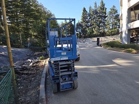 2019 GENIE GS-2632 Scissor Lift 24-26' Electric 30-36" Wide