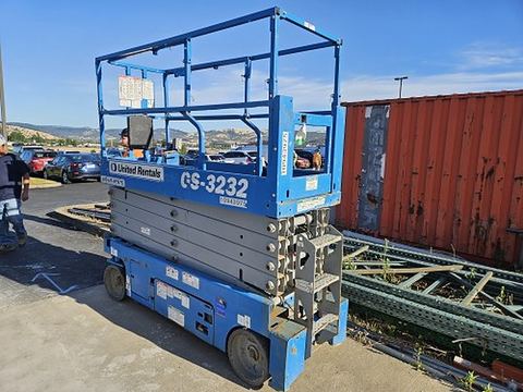 2019 GENIE GS-3232 Scissor Lift 30-33' Electric 32" Wide