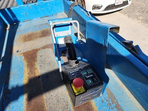 2019 GENIE GS-3232 Scissor Lift 30-33' Electric 32" Wide