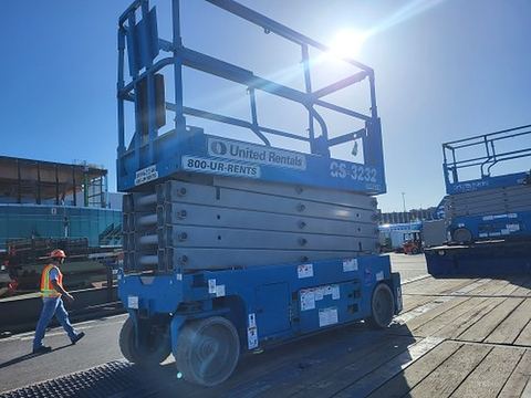 2019 GENIE GS-3232 Scissor Lift 30-33' Electric 32" Wide