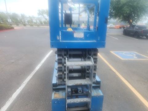 2019 GENIE GS-3232 Scissor Lift 30-33' Electric 32" Wide