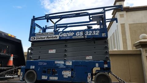 2019 GENIE GS-3232 Scissor Lift 30-33' Electric 32" Wide