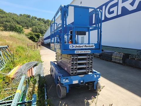 2019 GENIE GS-3246 Scissor Lift 30-35' Electric 46-48" Wide