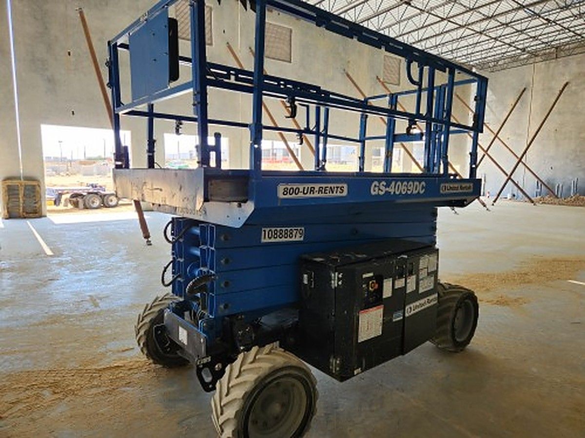 2019 GENIE GS-4069DC for sale in Las Vegas, NV