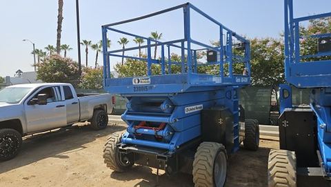2019 GENIE GS-4390 RT Scissor Lift 36-49' Ic 4Wd
