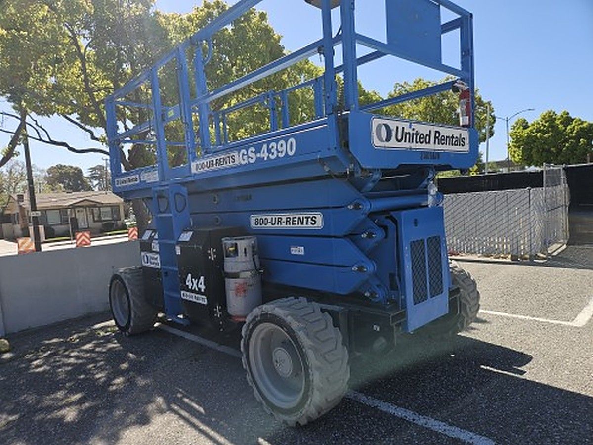 2019 GENIE GS-4390 RT for sale in Las Vegas, NV