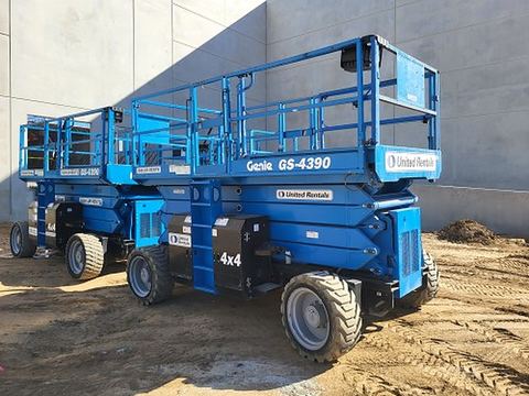 2019 GENIE GS-4390 RT Scissor Lift 36-49' Ic 4Wd