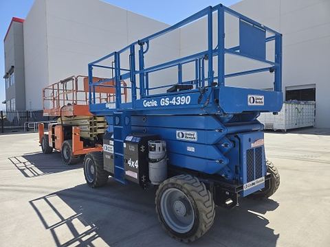 2019 GENIE GS-4390 RT Scissor Lift 36-49' Ic 4Wd