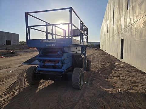2019 GENIE GS-4390 RT Scissor Lift 36-49' Ic 4Wd