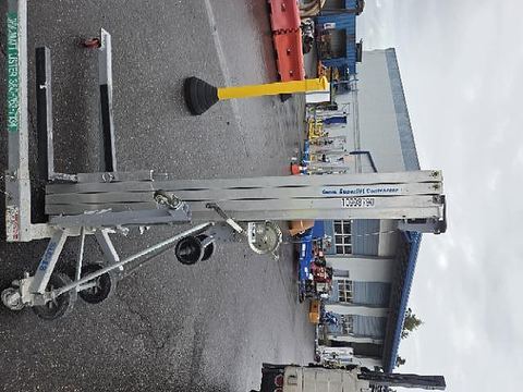 2019 GENIE SLC-18 Lift Material 16-18' 400-650# Manual
