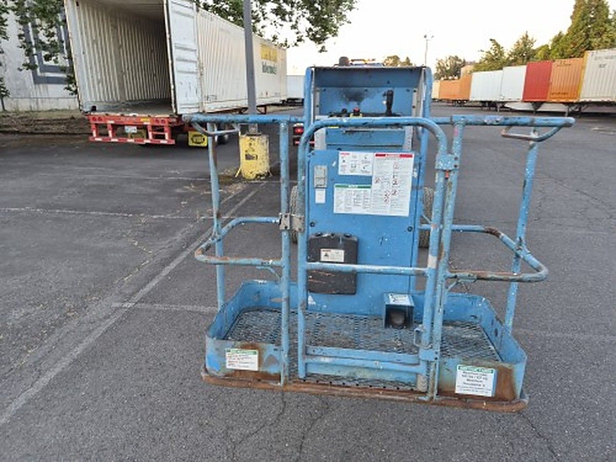 GENIE Z-34/22 DC photo 2