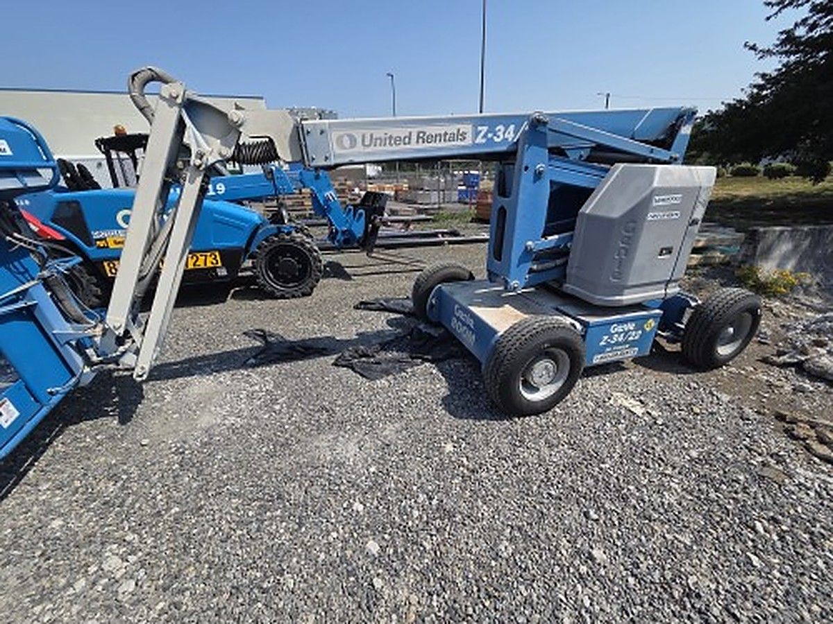 GENIE Z-34/22 DC photo 2