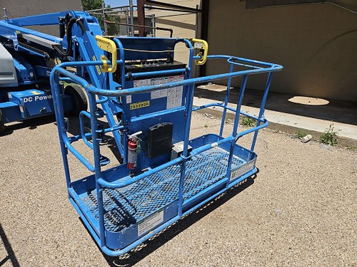 GENIE Z-45/25J DC photo 10