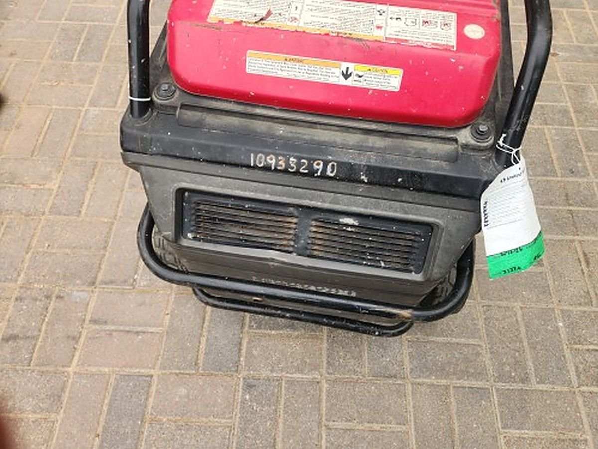 HONDA EU7000IAT1 photo 2