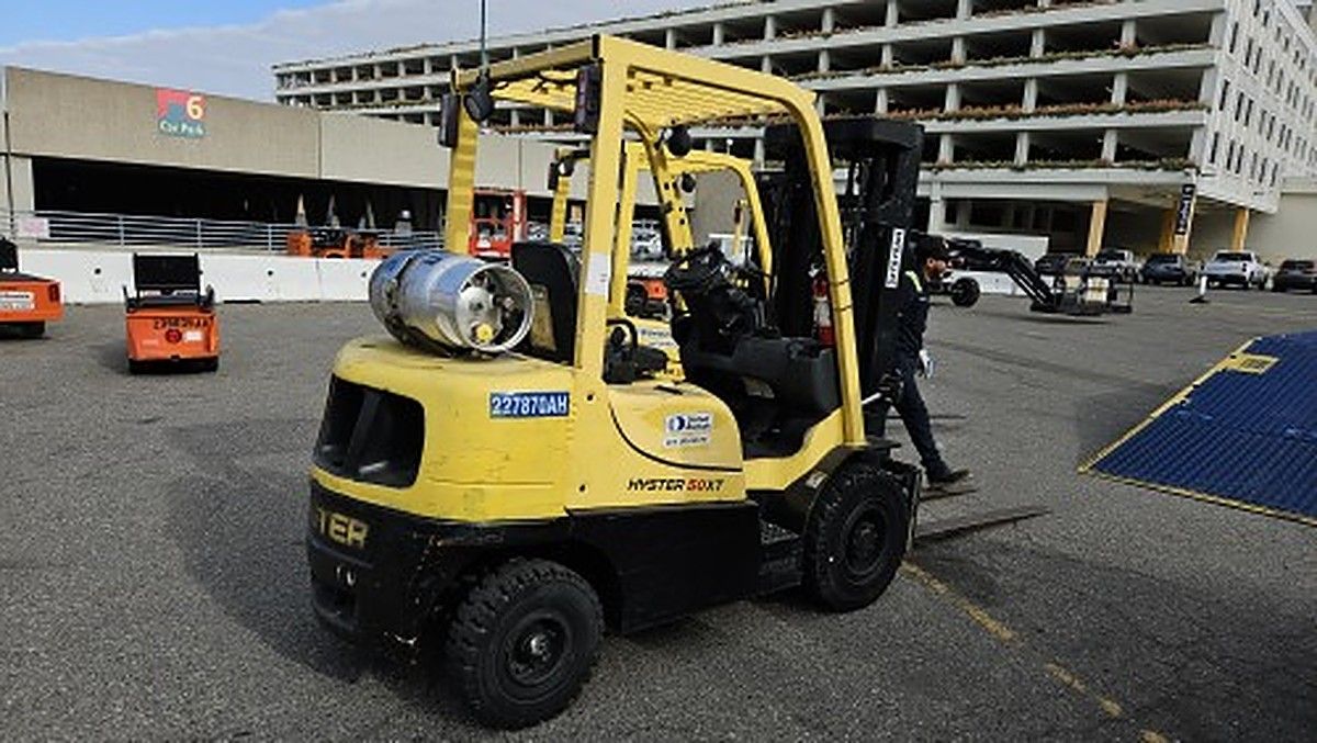 HYSTER H50XT photo 10