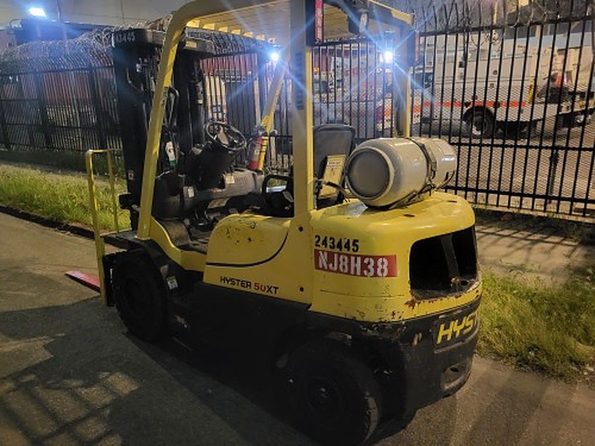 HYSTER H50XT photo 2