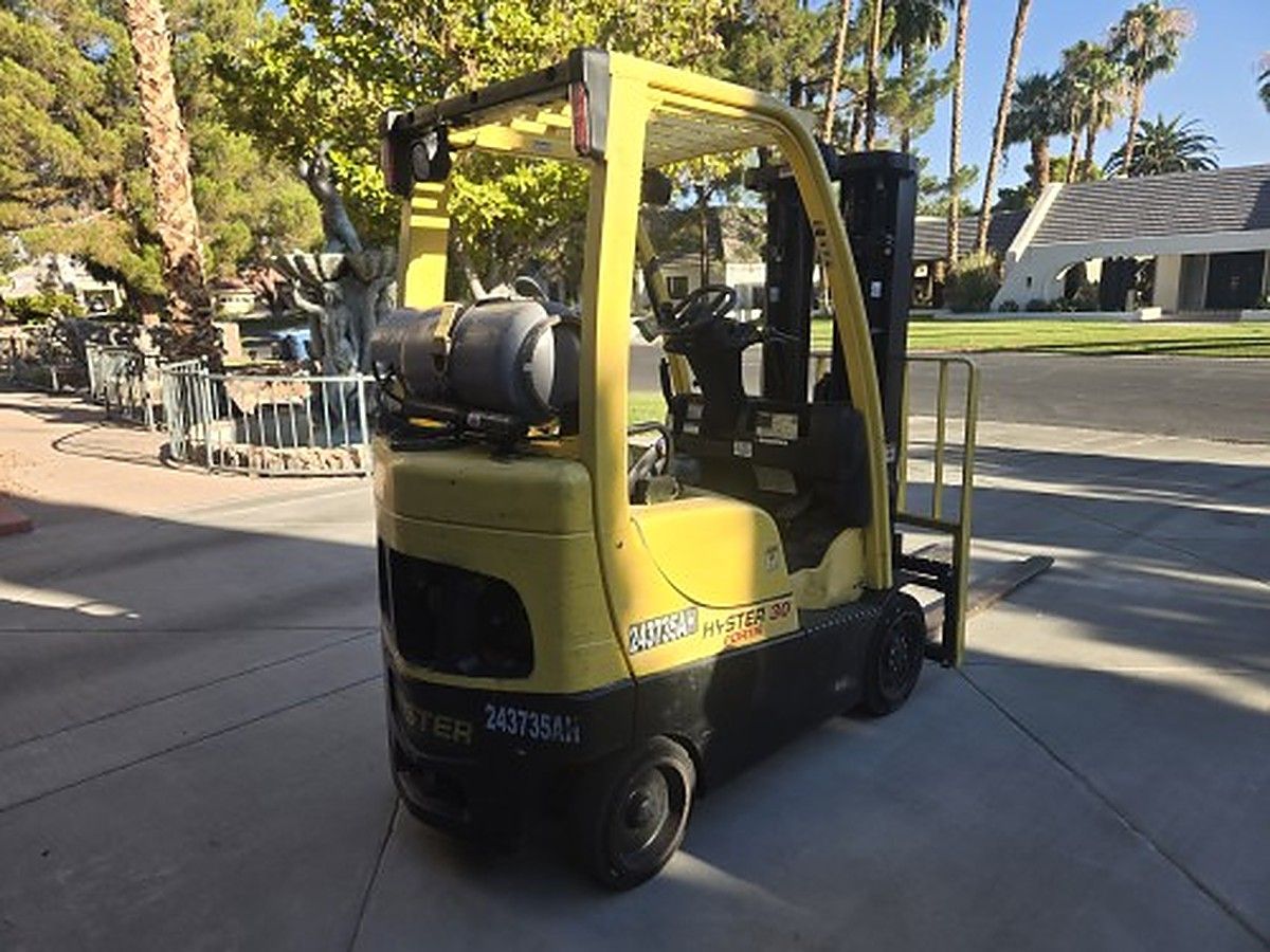 HYSTER S30FT photo 3