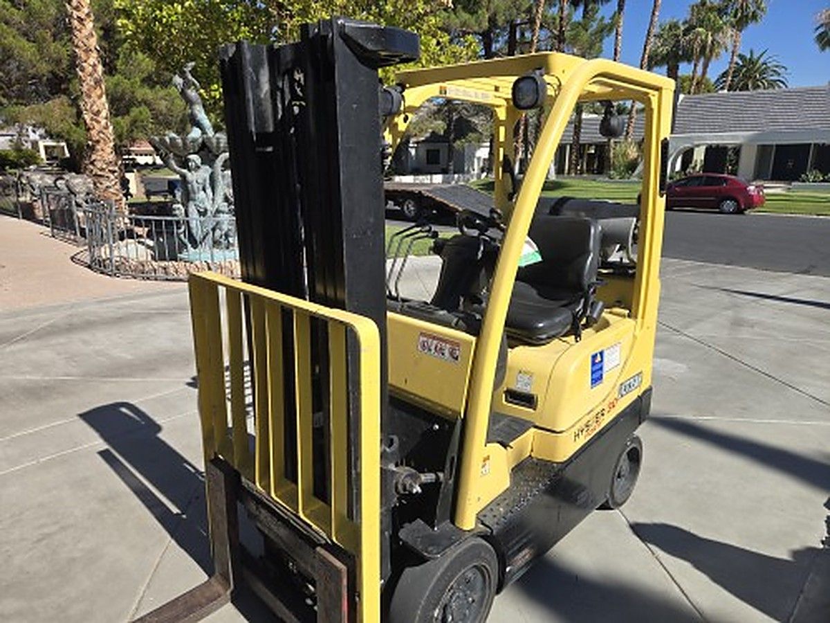 HYSTER S30FT photo 8