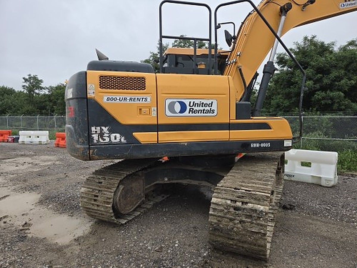 HYUNDIA HX160L photo 3
