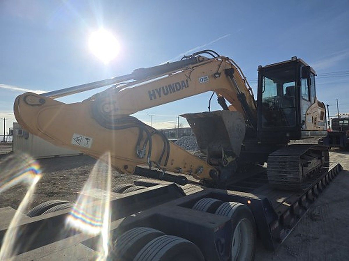 HYUNDIA HX160L photo 3