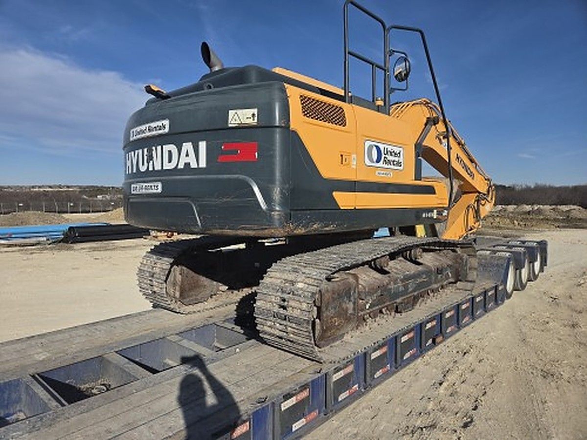 HYUNDIA HX160L photo 9