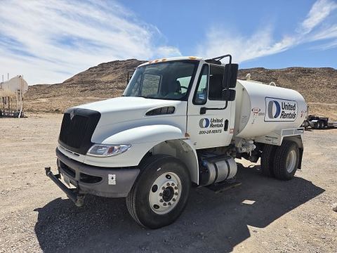 2019 INTERNAT'L 4300 Truck Water 2000-2999 Gal Cdl