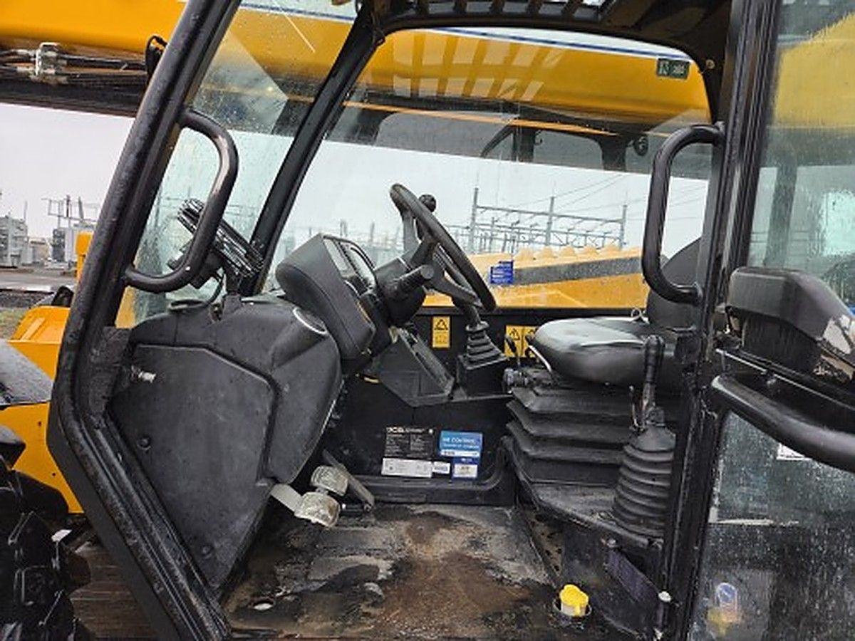 JCB 507-42 photo 5