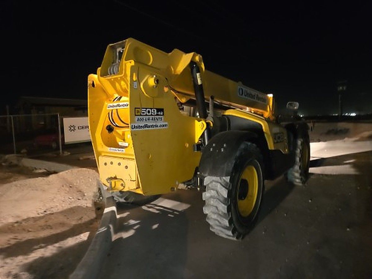 JCB 509-42 photo 9