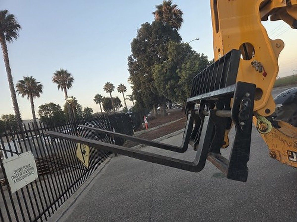 JCB 510-56 photo 3