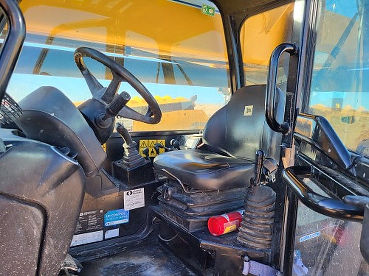 JCB 510-56 S photo 3