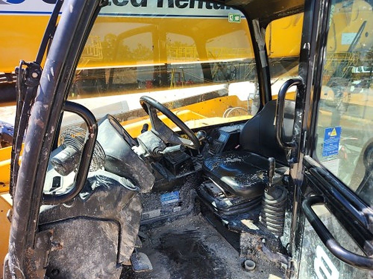 JCB 510-56 S photo 3