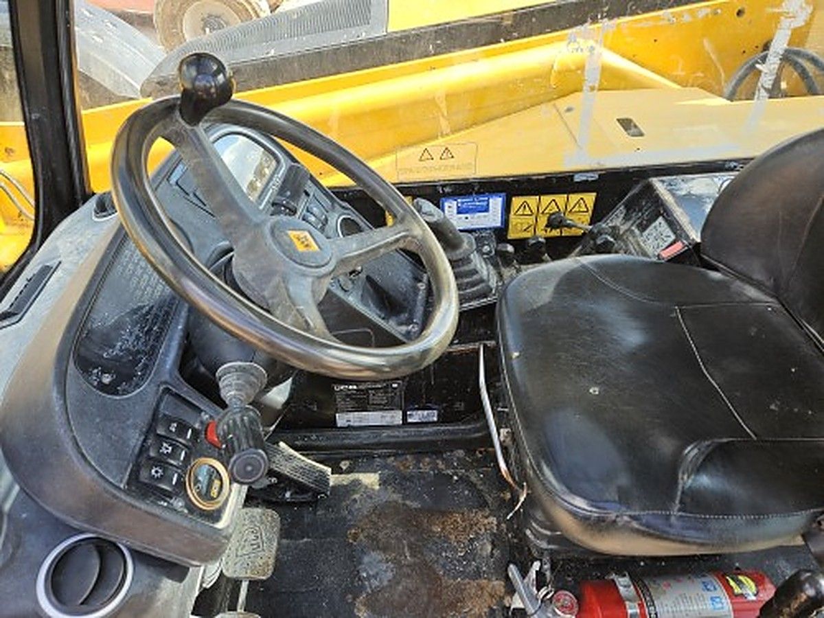 JCB 510-56 S photo 3