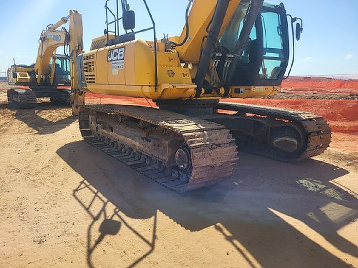 JCB JS370 LC photo 5