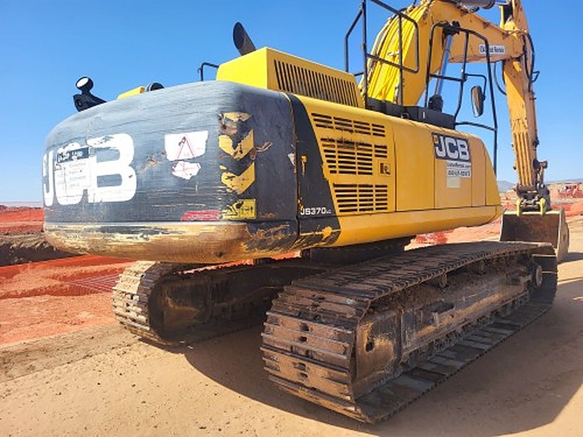 JCB JS370 LC photo 6